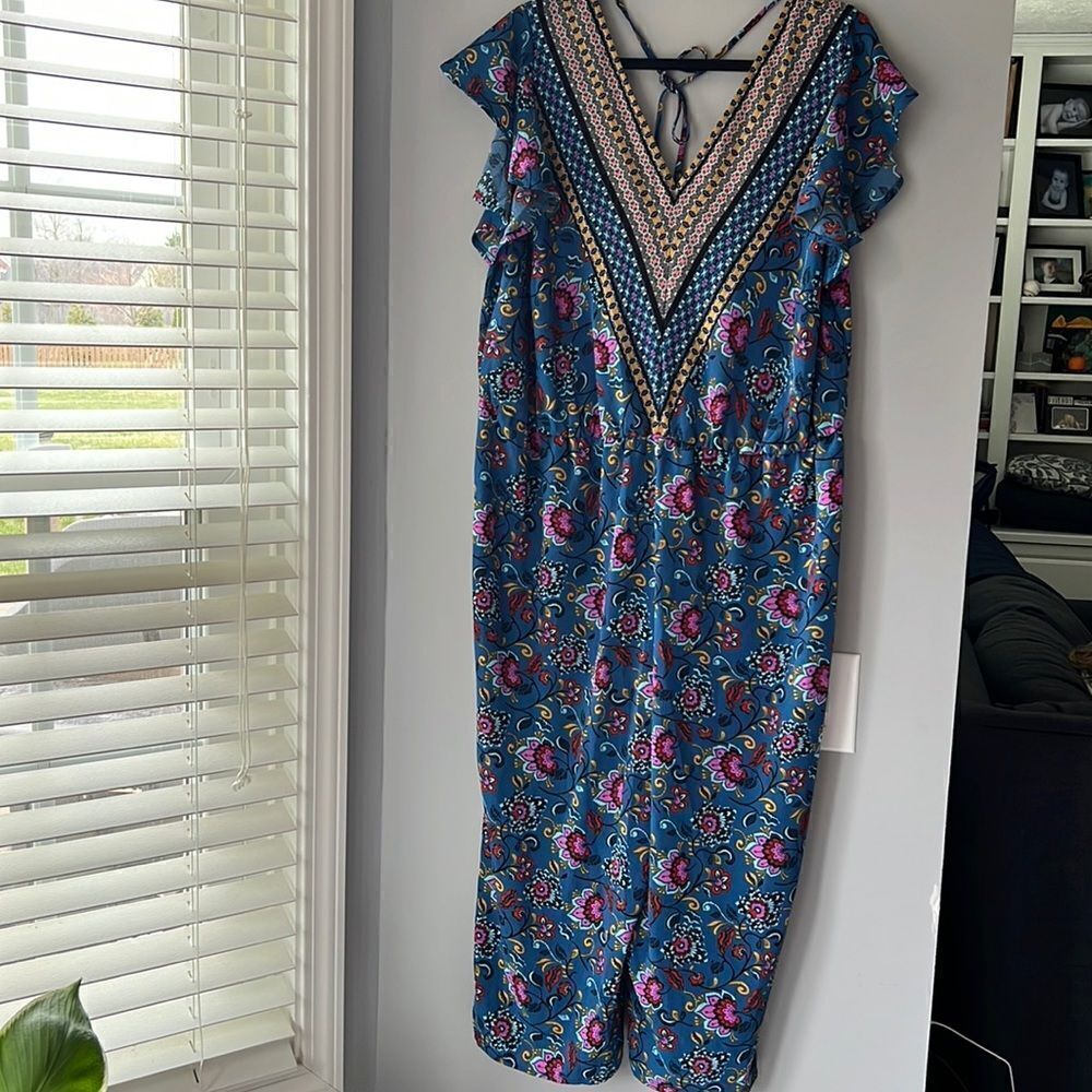 LOVE SQUARED JUMPER SIZE 1X NWT